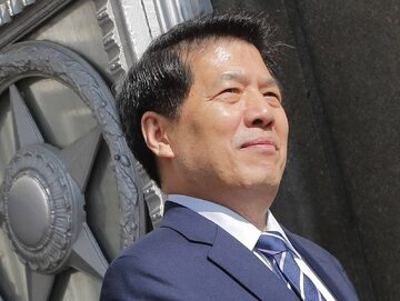 Przedstawiciel chińskiego rządu Li Hui