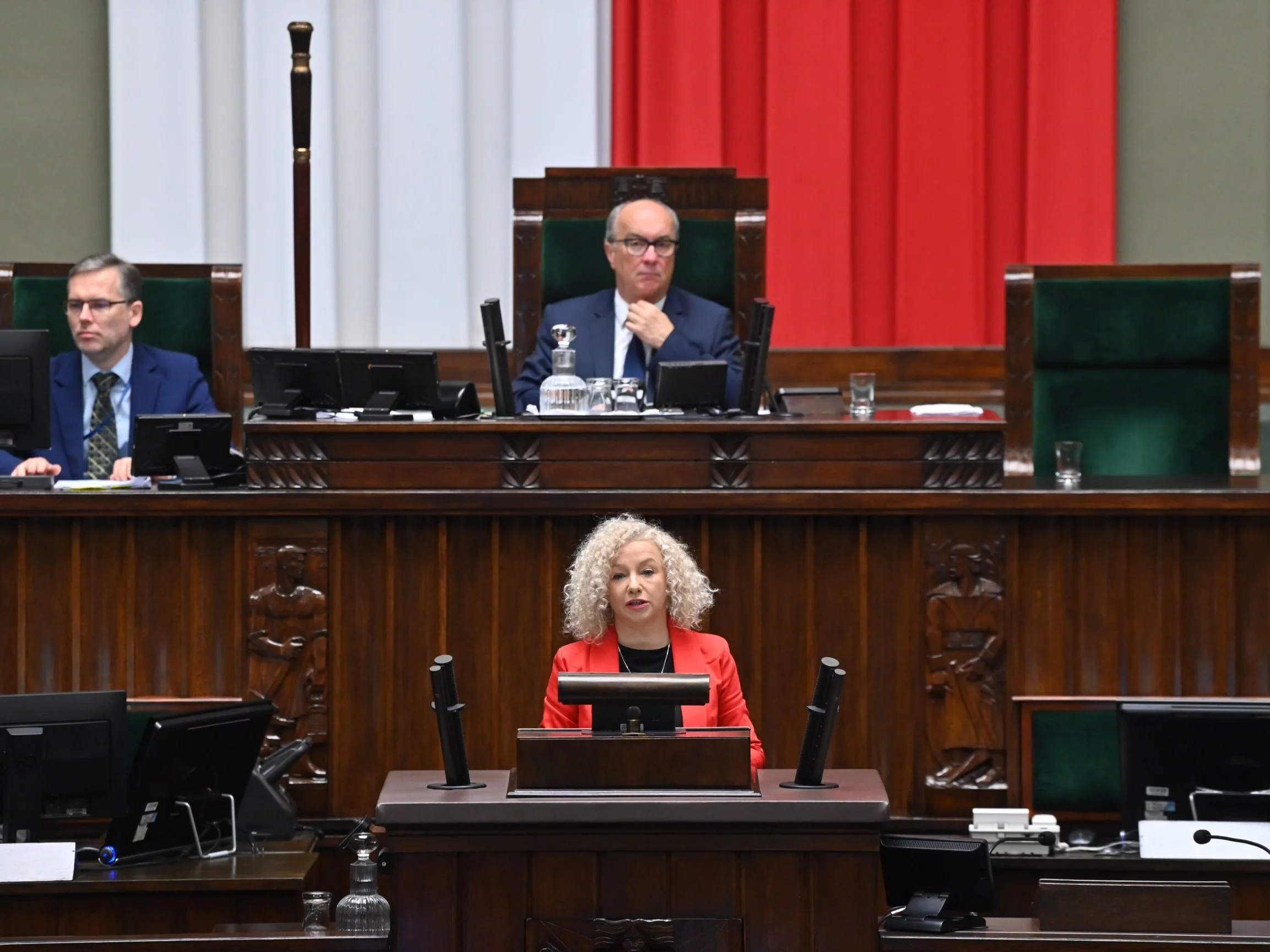 Przedstawiono szczegóły ustawy o związkach nieformalnych. Co z adopcją dzieci?