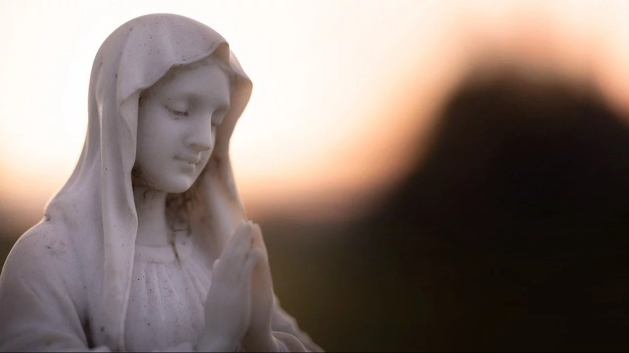 Prześladowania chrześcijan, stacja metra... Świętej Maryi Dziewicy