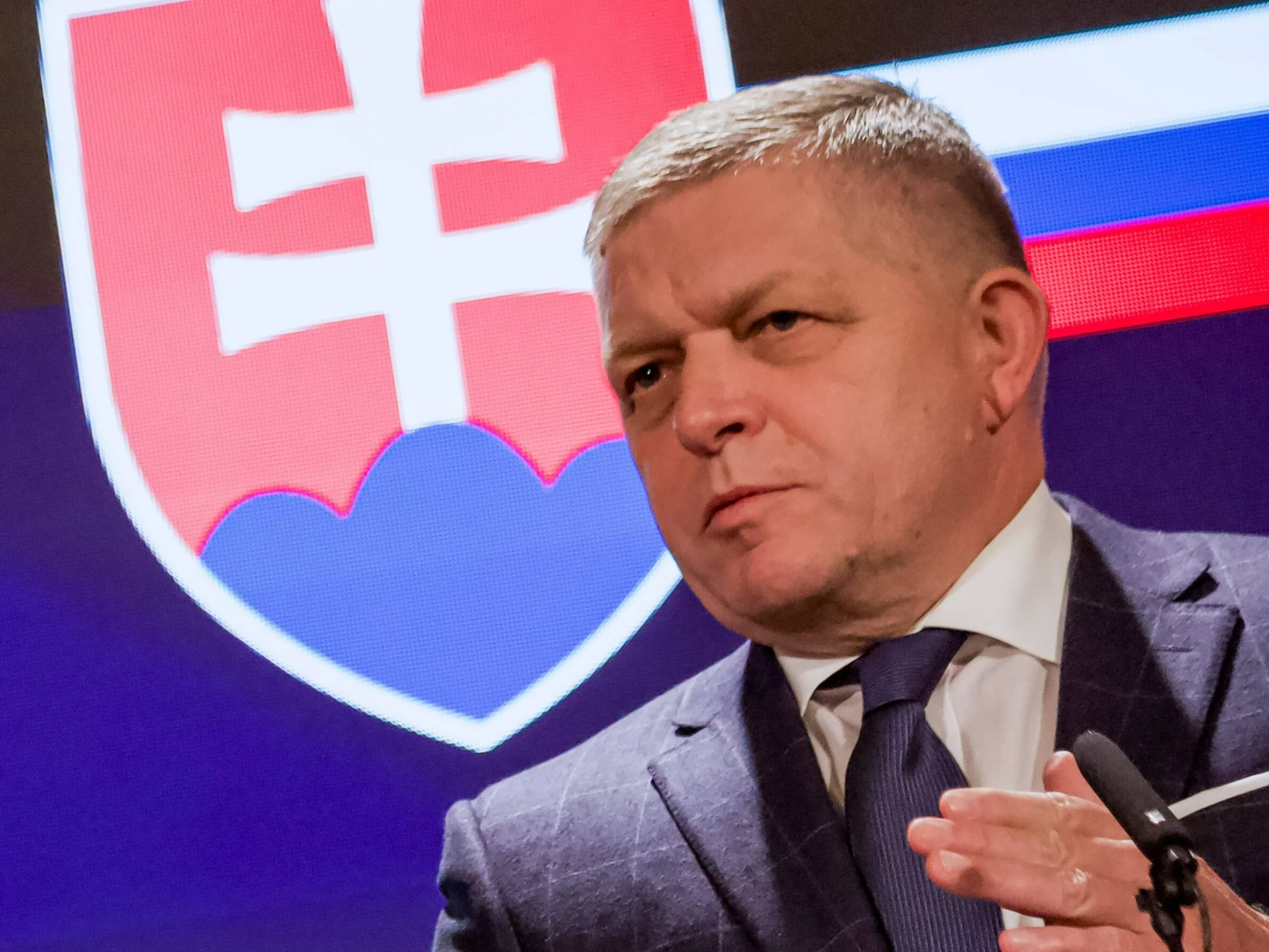 "Przestraszył się". Media spekulują o nietypowym zachowaniu premiera Słowacji