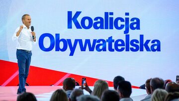 Przewodniczący Platformy Obywatelskiej Donald Tusk podczas konwencji programowej KO