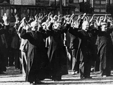 Publiczna egzekucja polskich księży i cywilów w Bydgoszczy 9 września 1939 roku po tzw. Krwawej niedzieli.