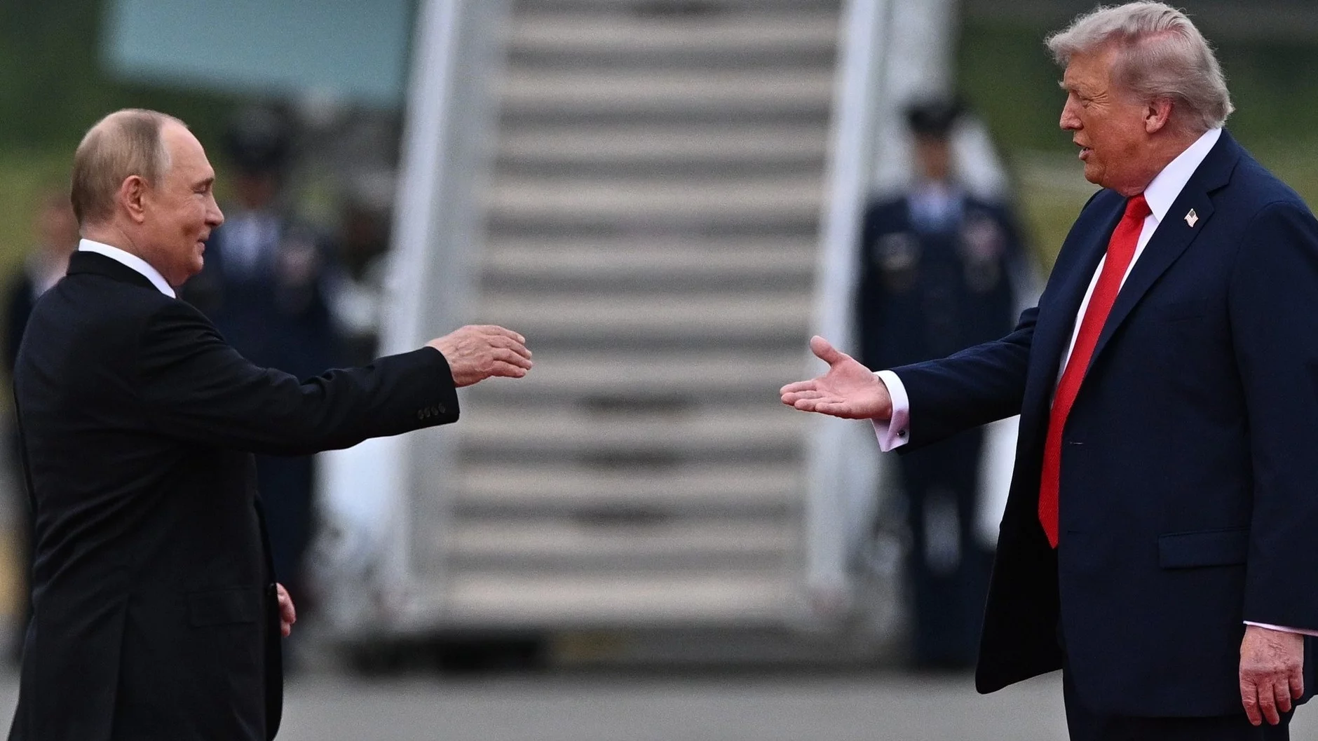 Szczyt na Alasce. Putin podał warunek zamrożenia linii frontu