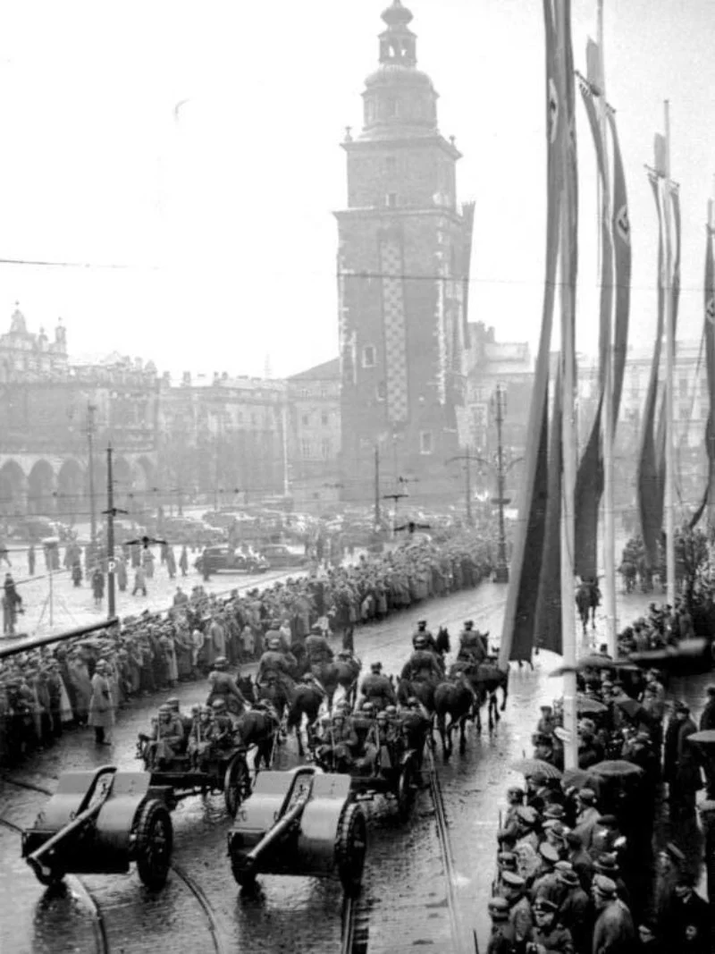 Parada wojsk niemieckich w Krakowie 25 października 1940 r. (niedziela) z okazji pierwszej rocznicy utworzenia Generalnego Gubernatorstwa