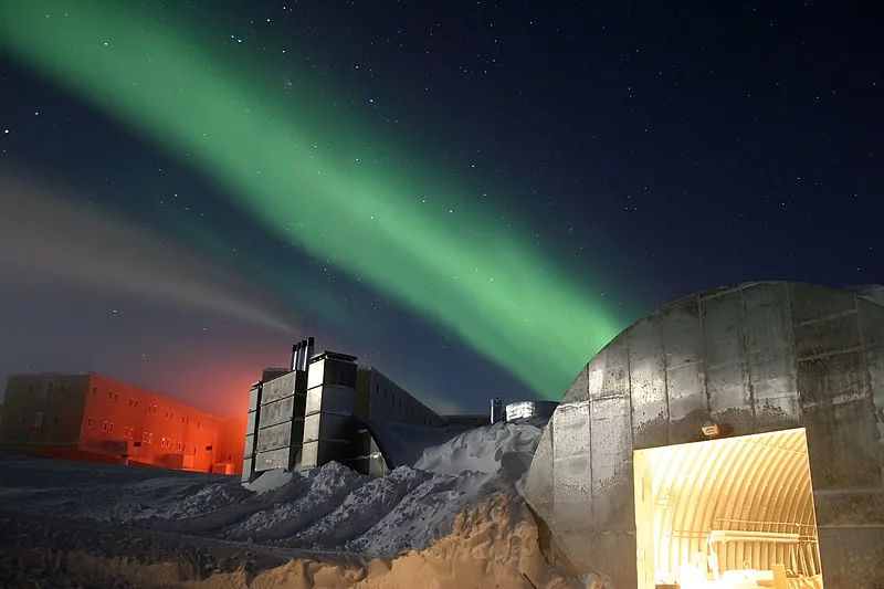 Amundsen-Scott South Pole Station – amerykańska stacja naukowo-badawcza w Antarktydzie