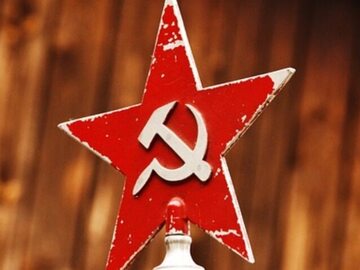 Radziecka gwiazda z sierpem i młotem. Zdjęcie ilustracyjne