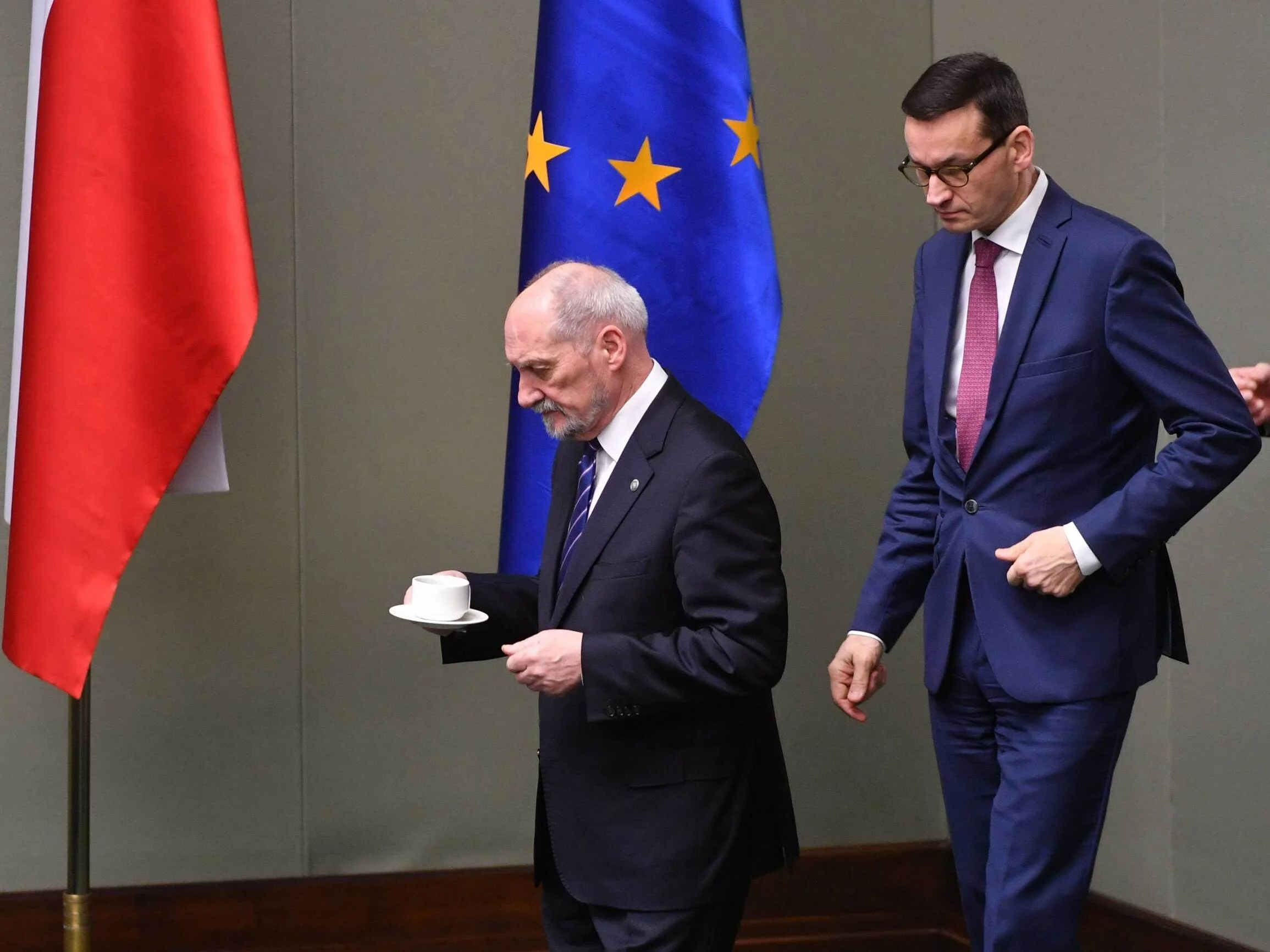 Antoni Macierewicz, Mateusz Morawiecki