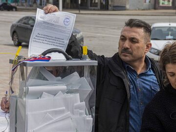 "Referenda" ws. przyłączenia okupowanych terenów ukraińskich do Rosji