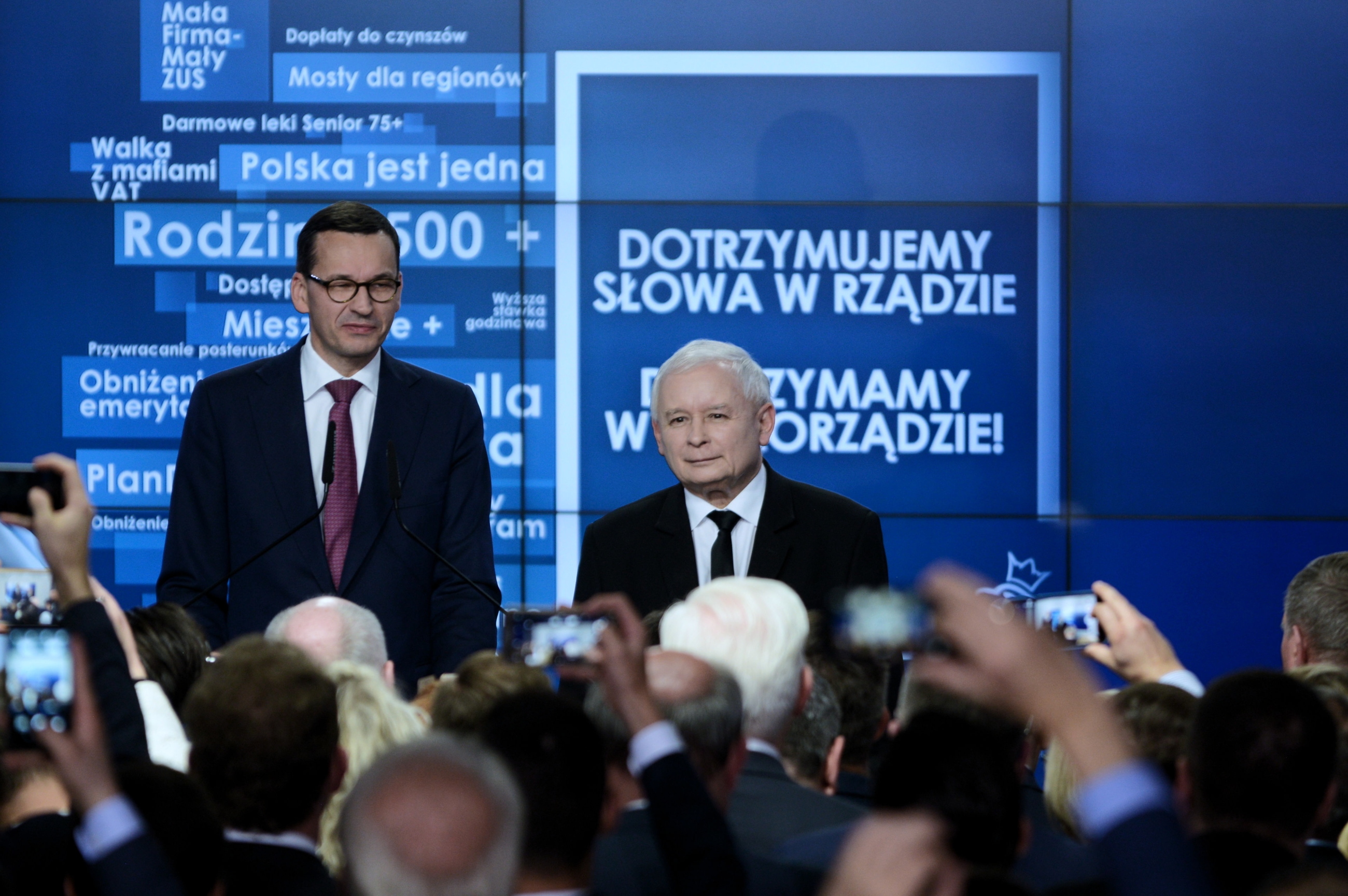 Premier Mateusz Morawiecki i prezes PiS Jarosław Kaczyński