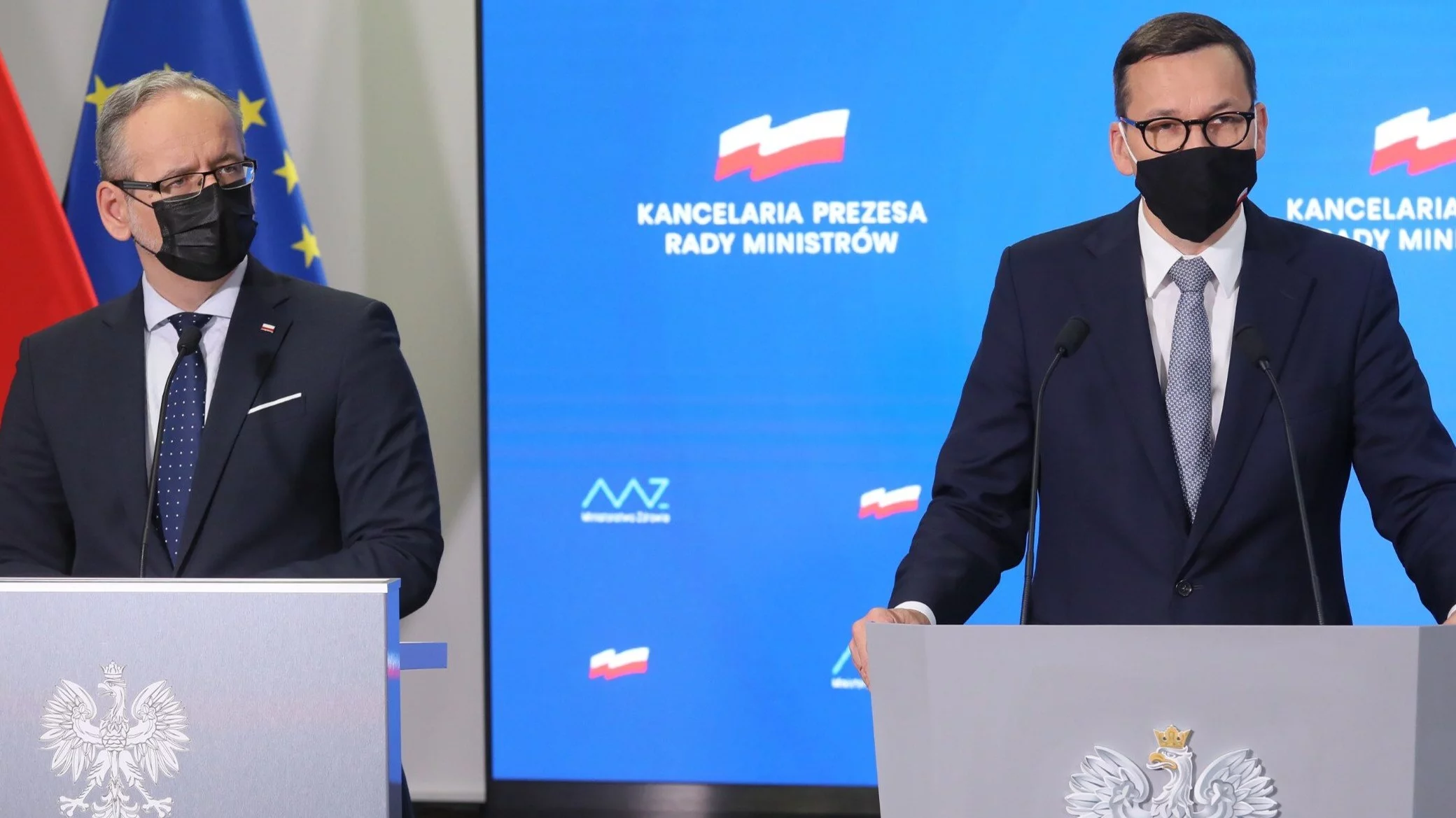 Były premier Mateusz Morawiecki i były minister zdrowia Adam Niedzielski w trakcie epidemii koronawirusa