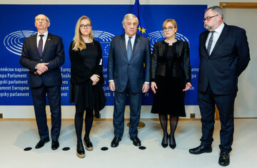 Rodzina Pawła Adamowicza podczas spotkania z szefem PE w Brukseli