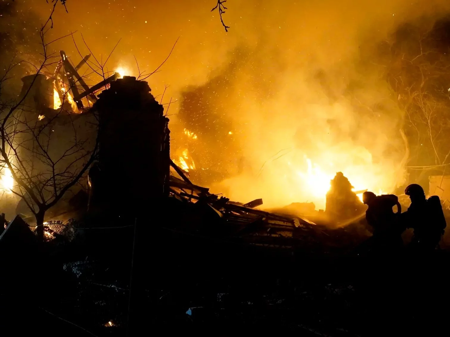 Russia utilized  500 drones and 50 missiles. At least 5 people are dead