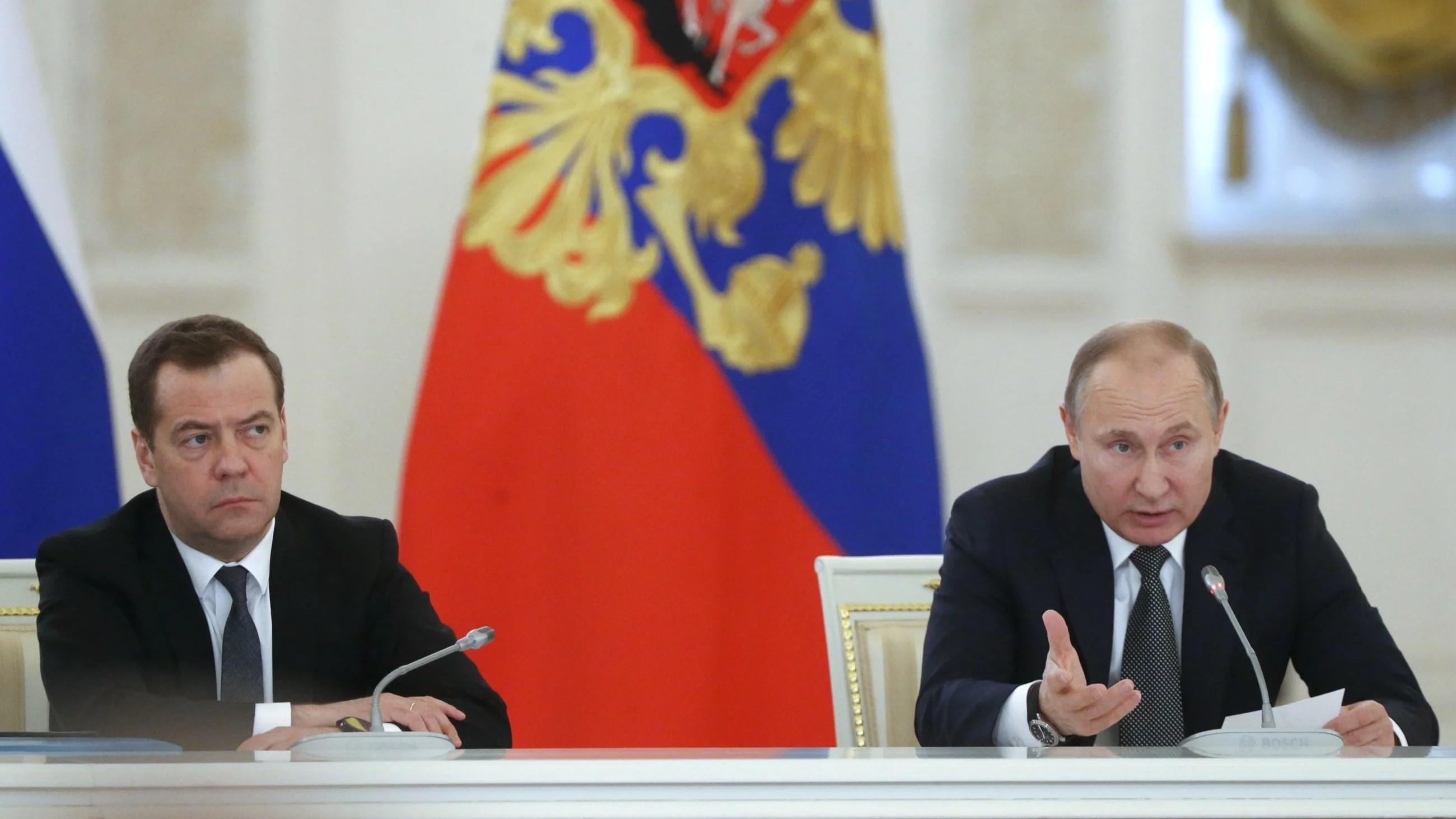 "Rosja będzie potrzebowała ponad 90 lat". Eksperci o planie Putina i Miedwiediewa