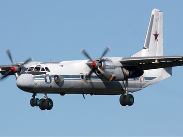 Rosyjski samolot AN-26, zdjęcie ilustracyjne