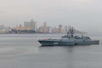Rosyjski statek wojskowy "Admirał Gorszkow"