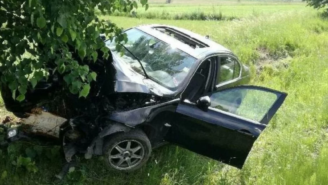 BMW rozbite przez mężczyznę pochodzącego z Tanzanii