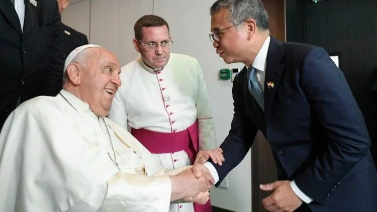 Powitanie Papieża Franciszka w Singapurze