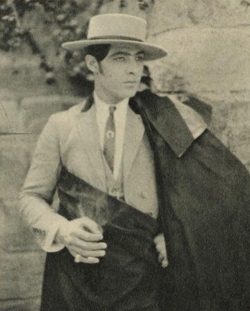 Rudolph Valentino w filmie „Krew na piasku” (1922)