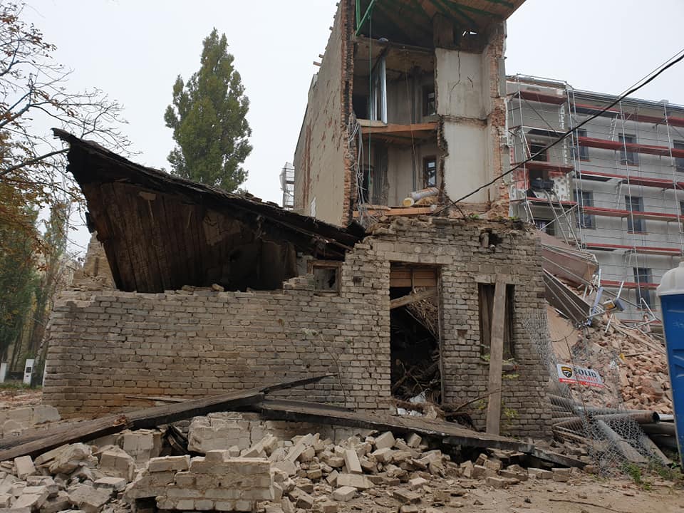 Runęła kamienica w Łodzi