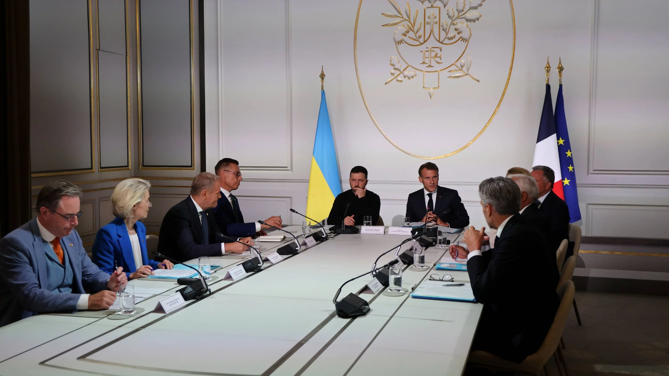 A gathering  of the "coalition of the willing" in Paris. There is m.in Prime Minister Tusk