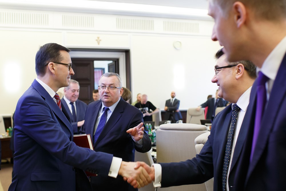 Mateusz Morawiecki na posiedzeniu rządu