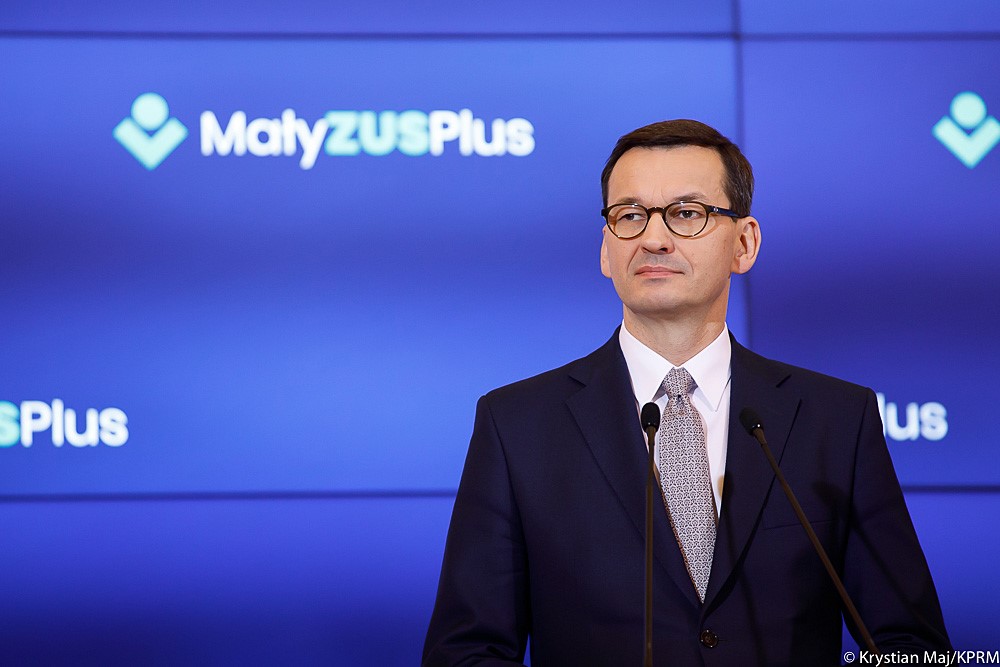 Mateusz Morawiecki podczas konferencji w KPRM