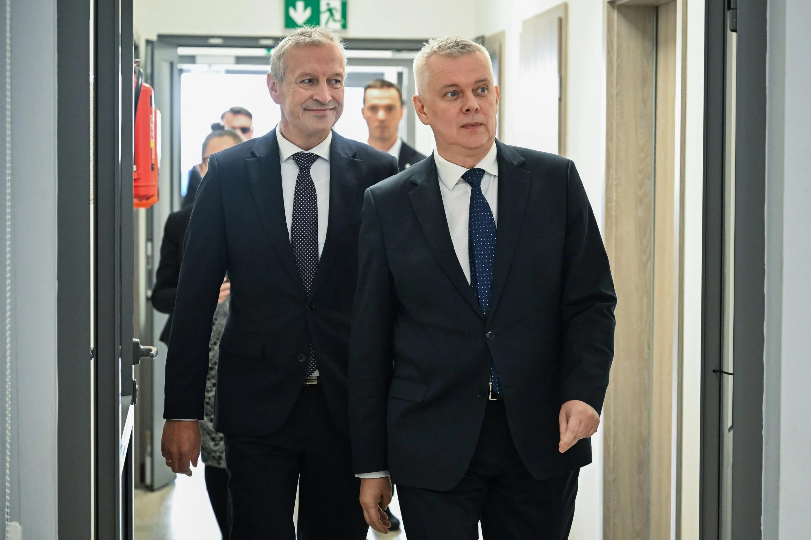 Jacek Dobrzyński (L) i Tomasz Siemoniak (P)
