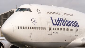 Samolot Boeing 747-430 należący do Lufthansy