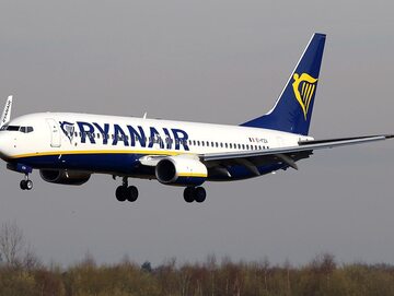 Samolot linii Ryanair, zdjęcie ilustracyjne