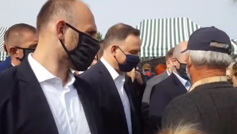 Andrzej Duda podczas spotkania z obywatelami