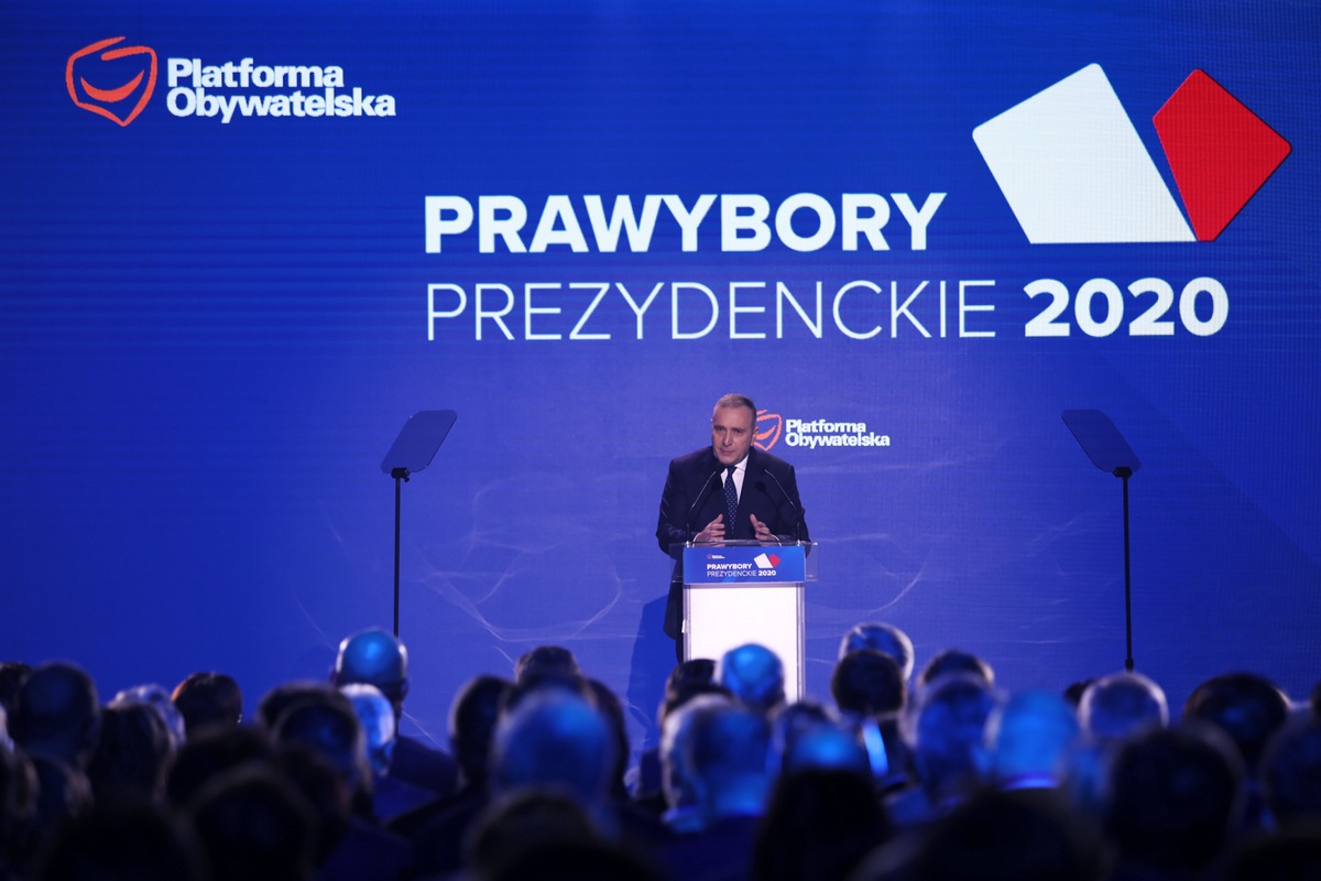 Grzegorz Schetyna na konwencji PO