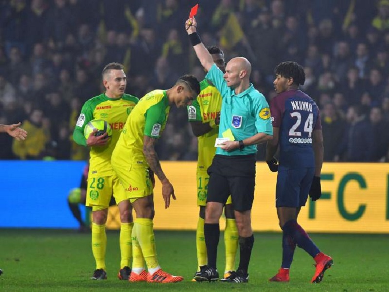 Czerwona kartka dla zawodnika Nantes