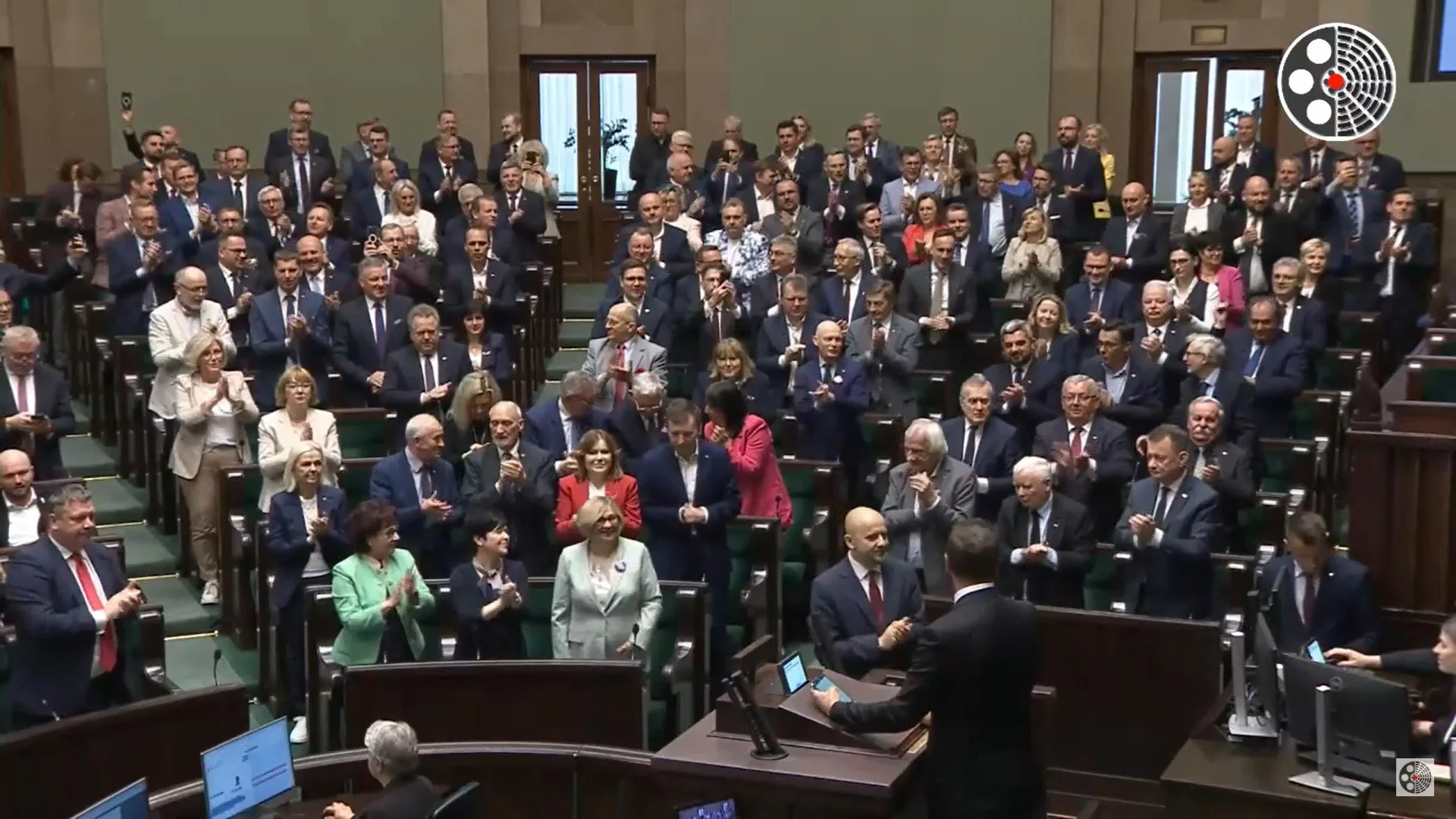 Okrzyki na początku posiedzenia Sejmu. "Zapraszam 6 sierpnia"