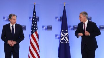Sekretarz stanu USA Antony Blinken i sekretarz generalny NATO Jens Stoltenberg