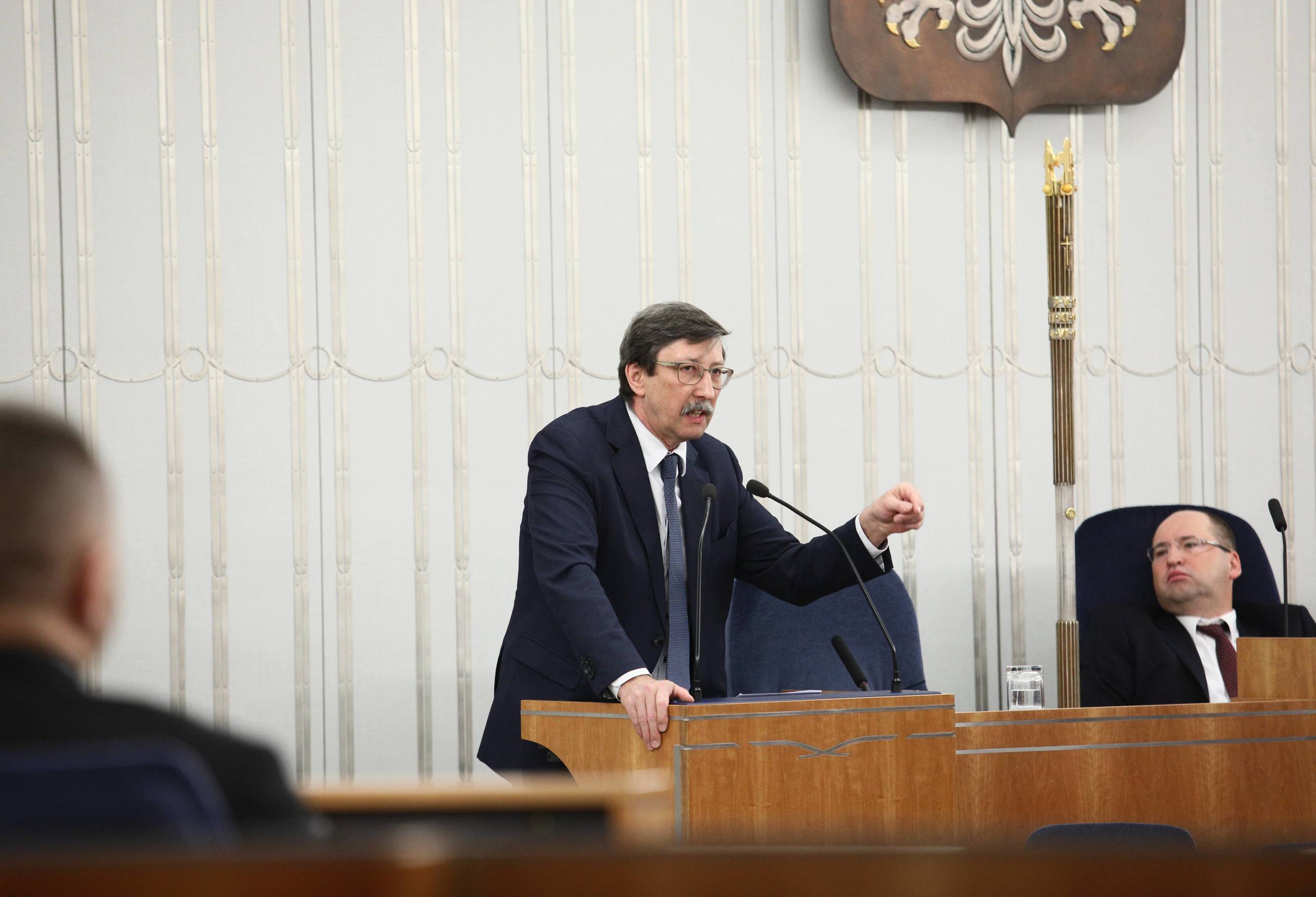 Senat przyjął tzw. ustawę degradacyjną