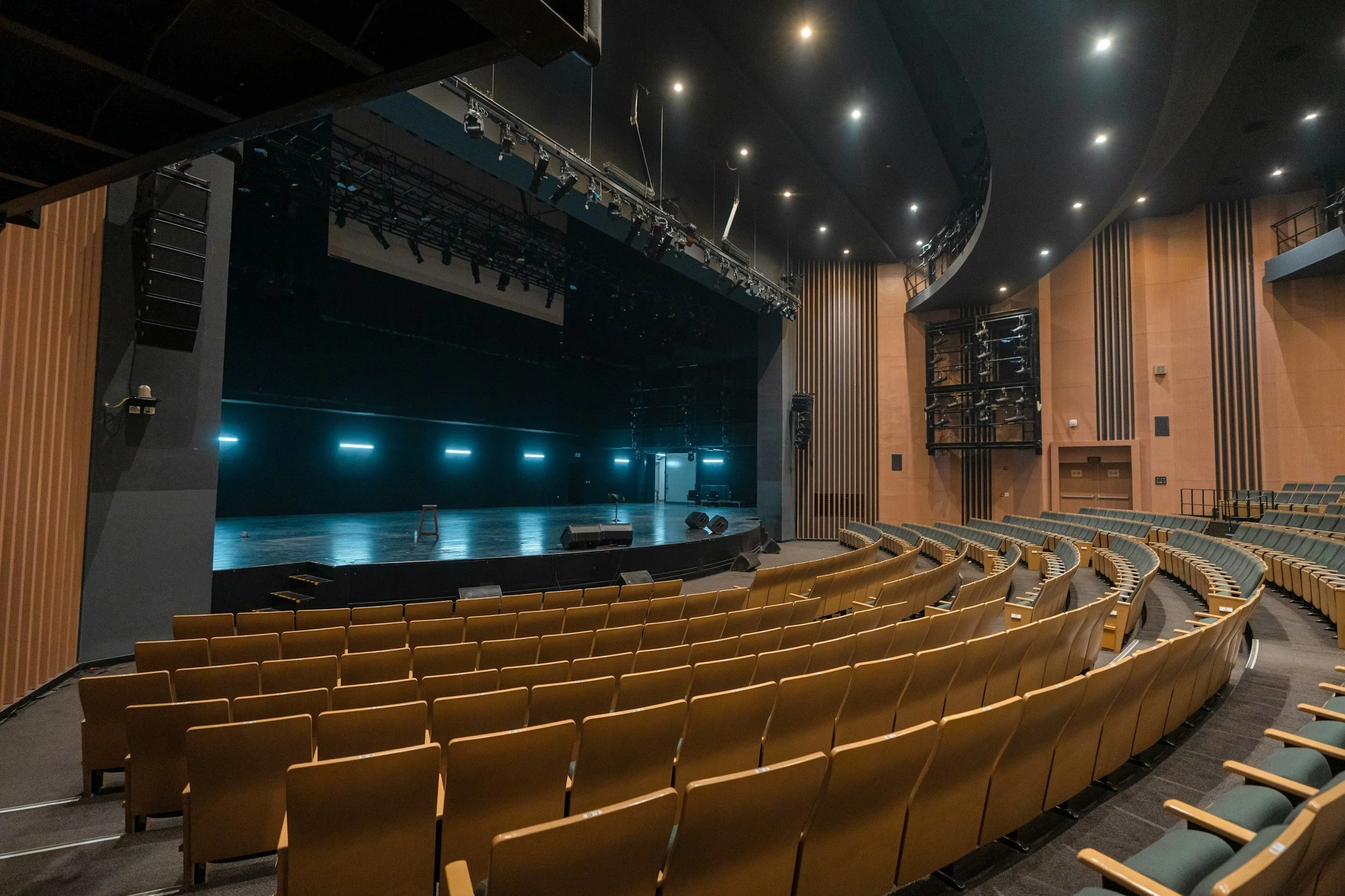Teatr. Zdj. ilustracyjne