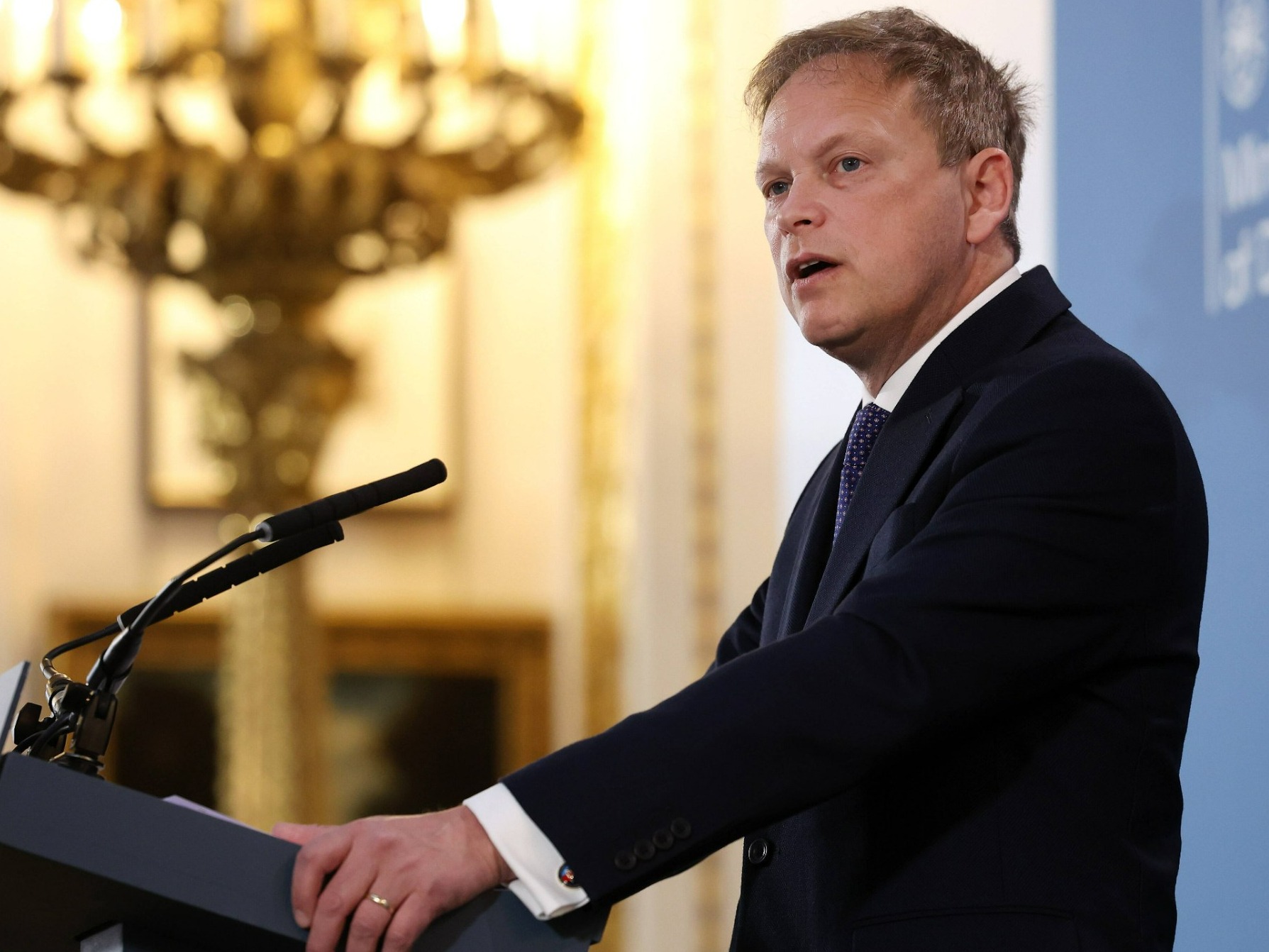 Brytyjski minister obrony Grant Shapps