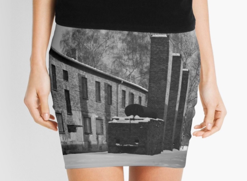 Amerykański sklep oferował m.in. spódniczki z motywem Auschwitz