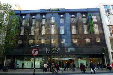 Sklep Marks & Spencer w Wielkiej Brytanii