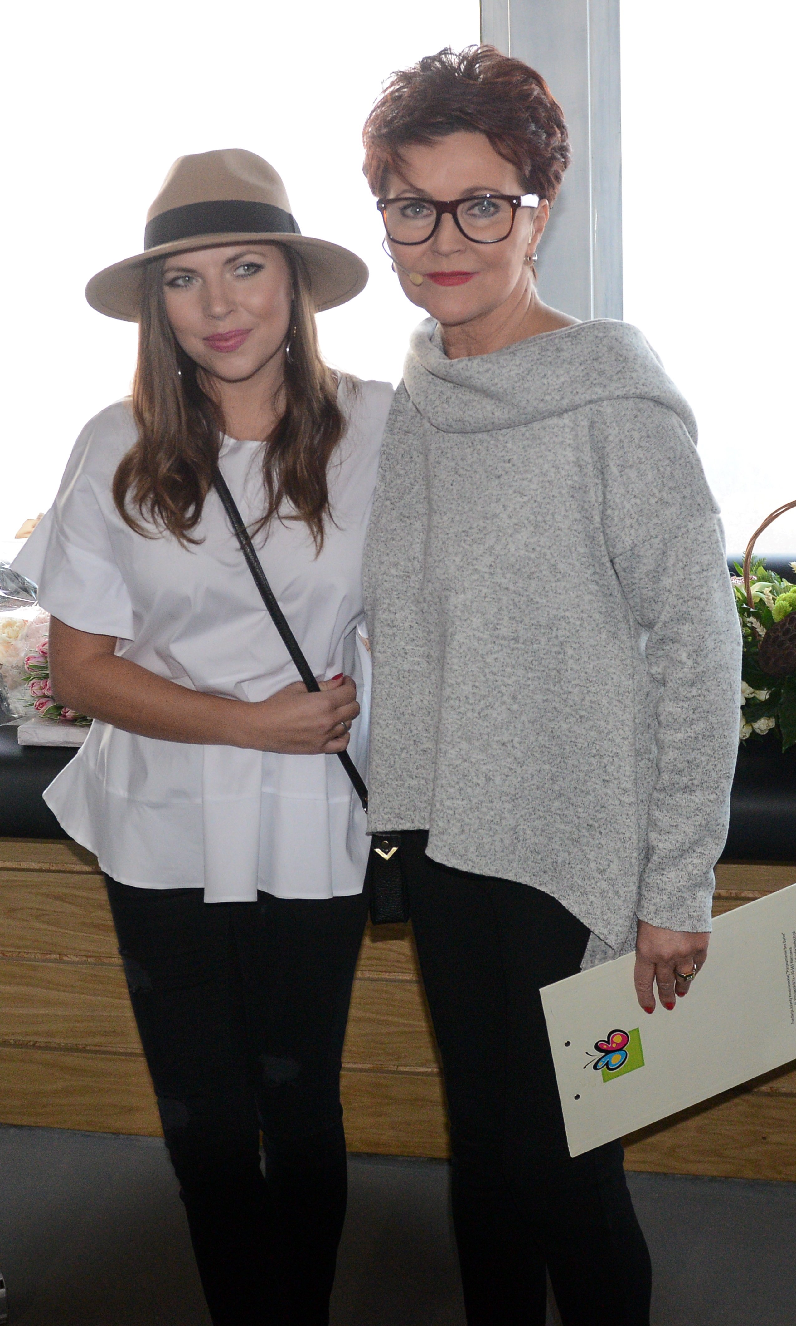 Była pierwsza dama Jolanta Kwaśniewska (P) z córką Aleksandrą (L).