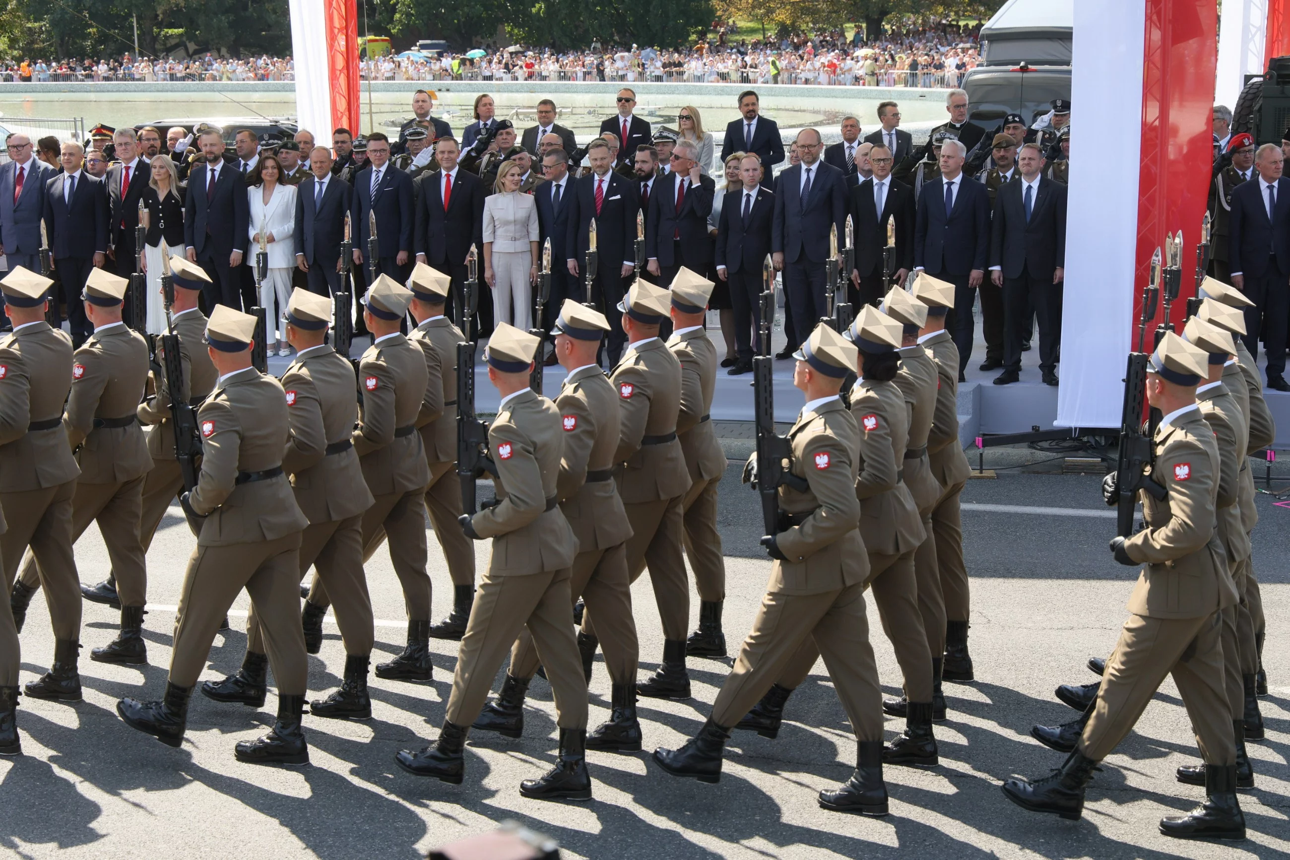 Defilada z okazji Święta Wojska Polskiego