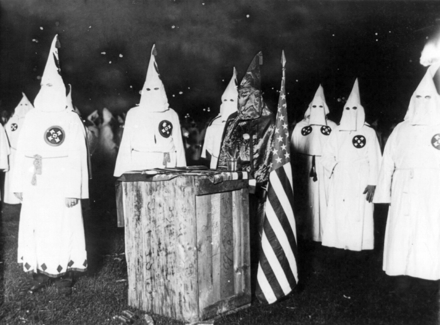 Spotkanie członków KKK w Illinois, ok. 1920 r. Fot. Library of Congress