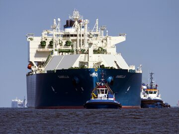 Statek z ładunkiem gazu LNG, zdjęcie ilustracyjne