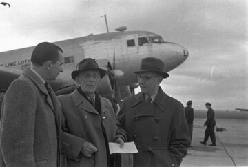Stefan Martyka (pierwszy z lewej) w PRL prowadził audycję „Fala 49”, w której m.in. usprawiedliwiał wyroki komunistów na żołnierzy AK. Został zamordowany w 1951 r