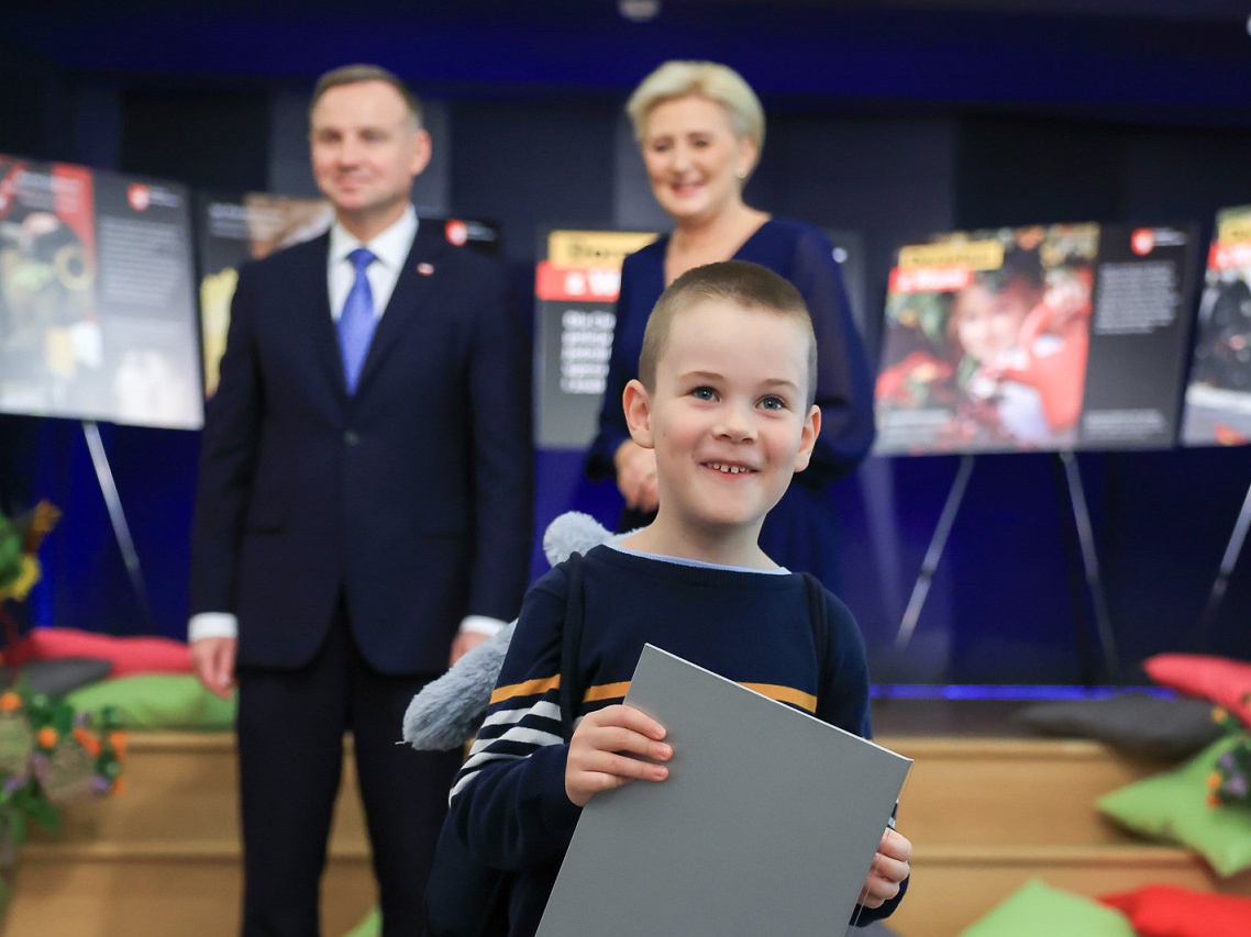 Stypendia dla podopiecznych Fundacji „Dorastaj z Nami”