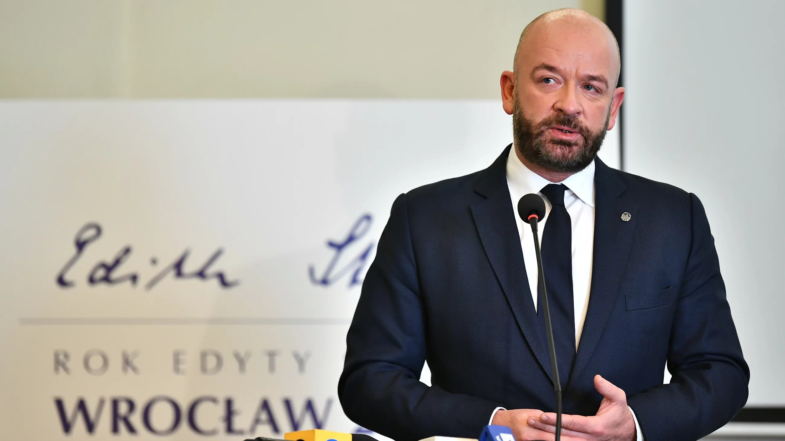 Prezydent miasta pod ostrzałem KO. Odpowiedział na apel o dymisję