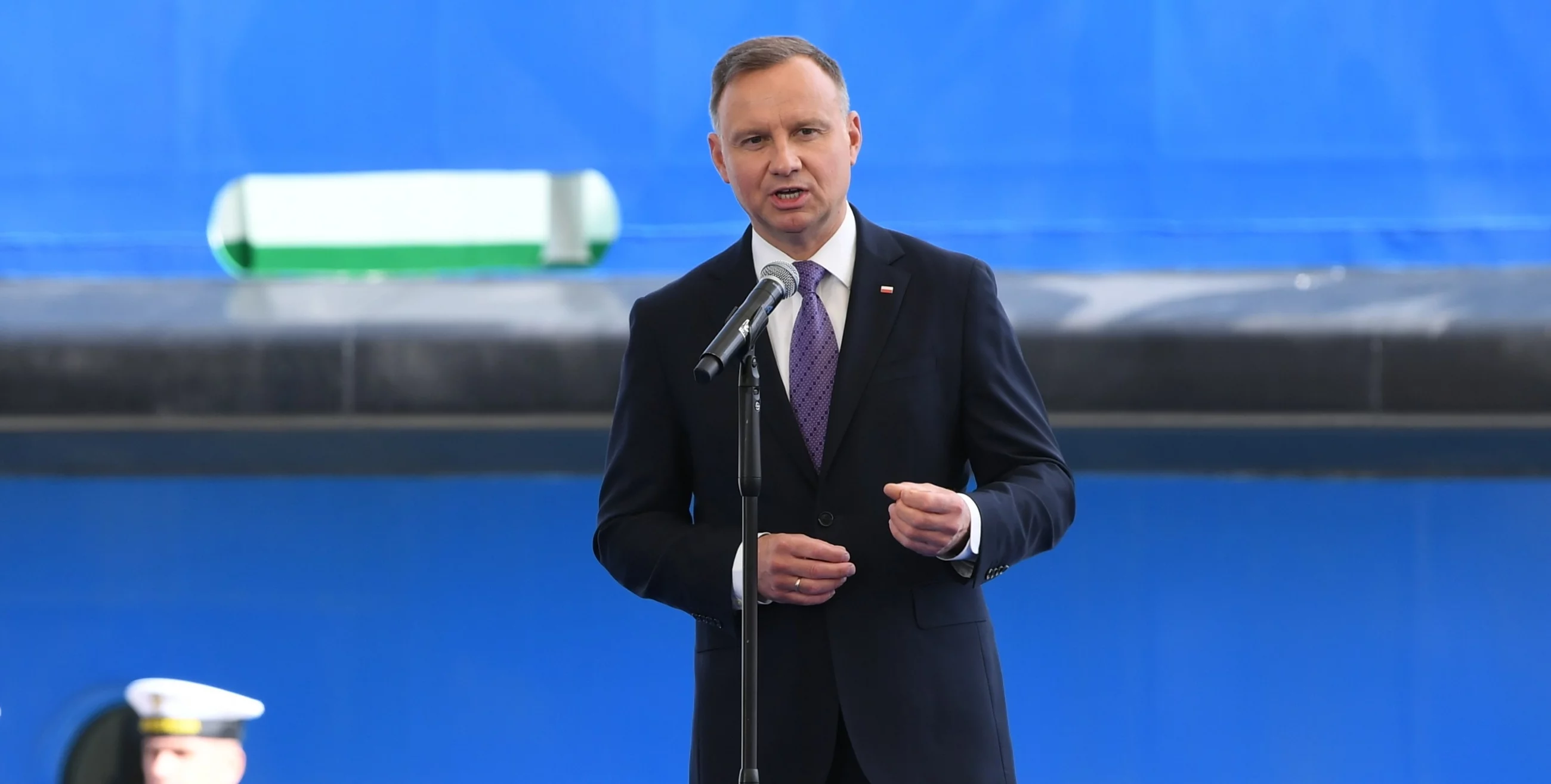 Prezydent RP Andrzej Duda na otwarciu kanału żeglugowego przez Mierzeję Wiślaną.