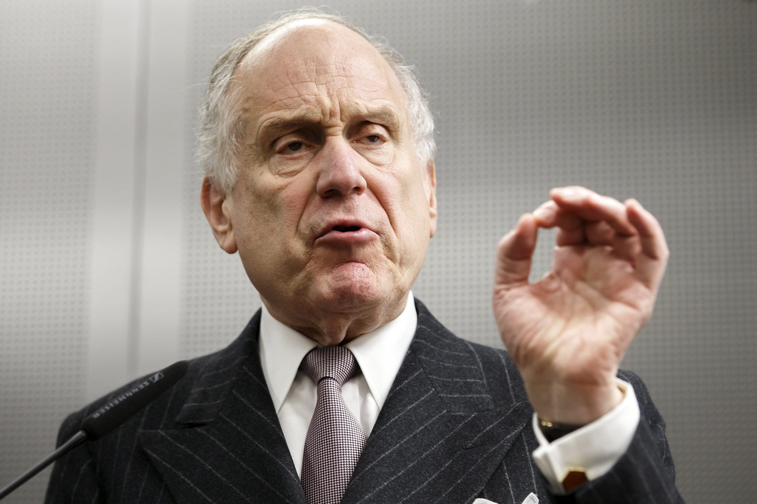 Ronald S. Lauder,