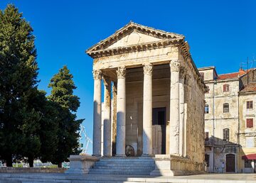 Świątynia rzymska w Puli, Chorwacja