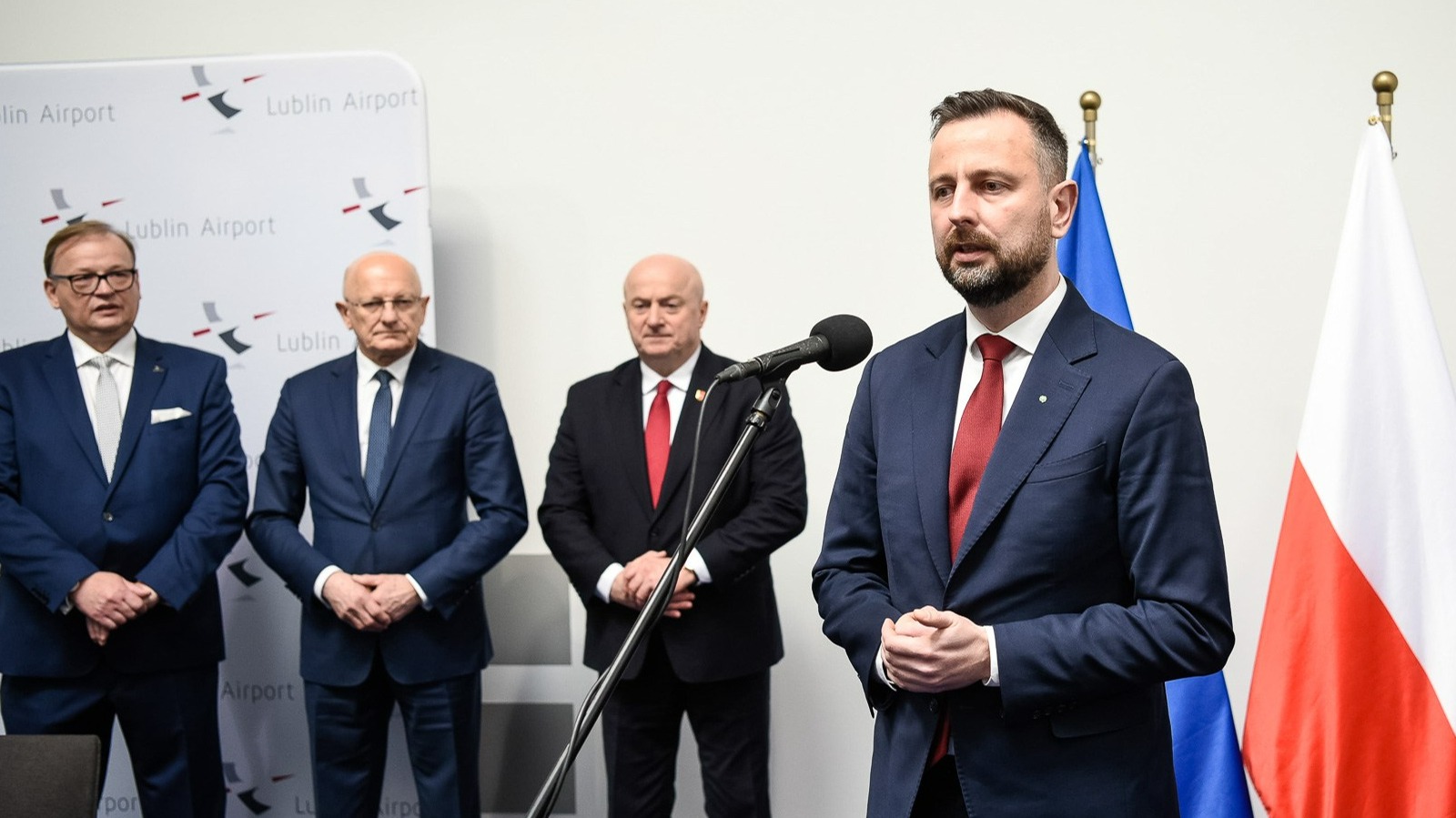 25 marca br. w Porcie Lotniczym w Lublinie szef MON Władysław Kosiniak-Kamysz podpisał list intencyjny o współpracy Ministerstwa Obrony Narodowej i Województwa Lubelskiego